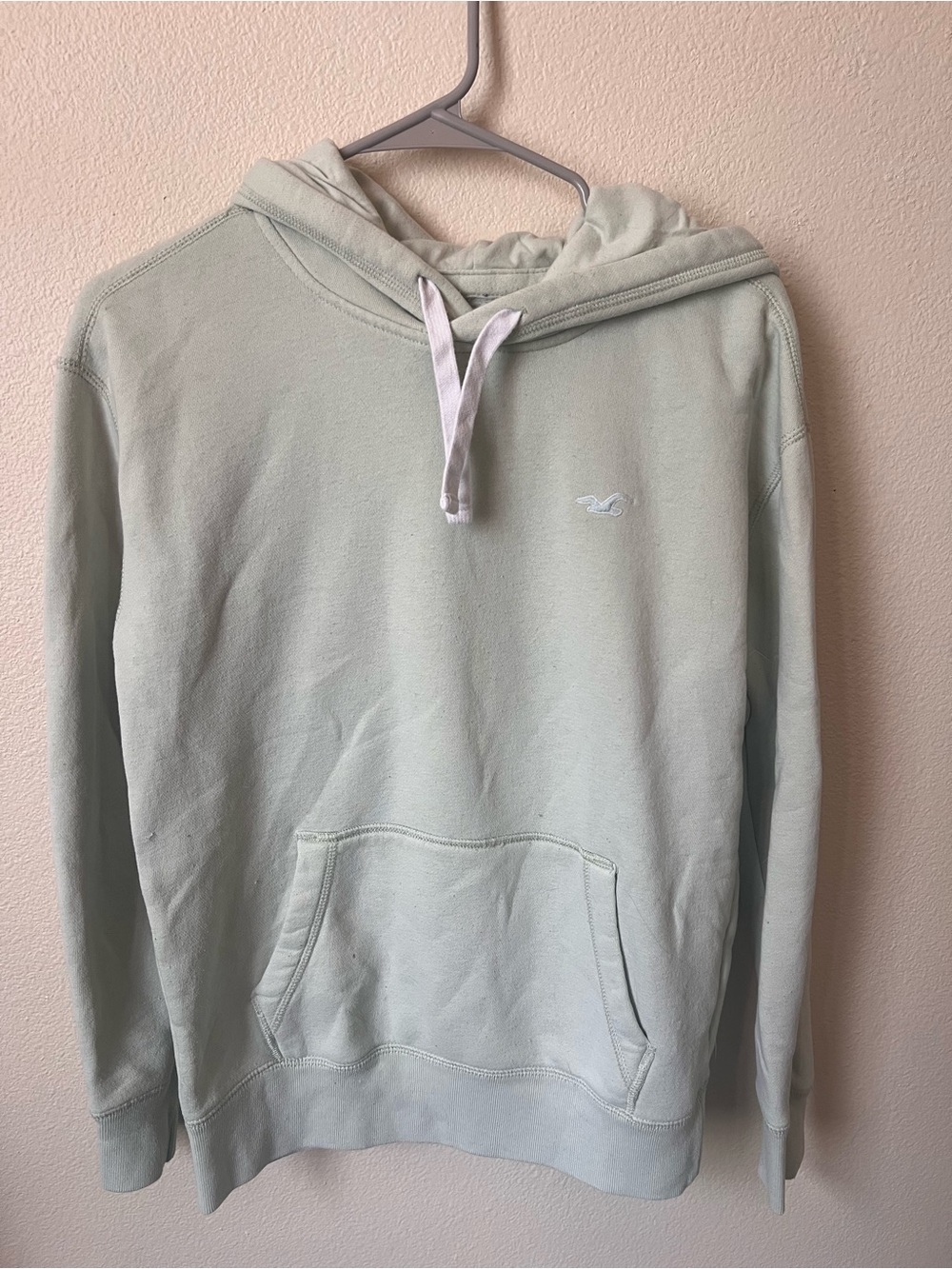 Hollister Mint Green Pullover Hoodie - Men's Lightweight Hooded Sweatshirt